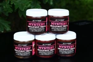 Obaľovacie cesto Mystery Jahoda/Moruša 250g