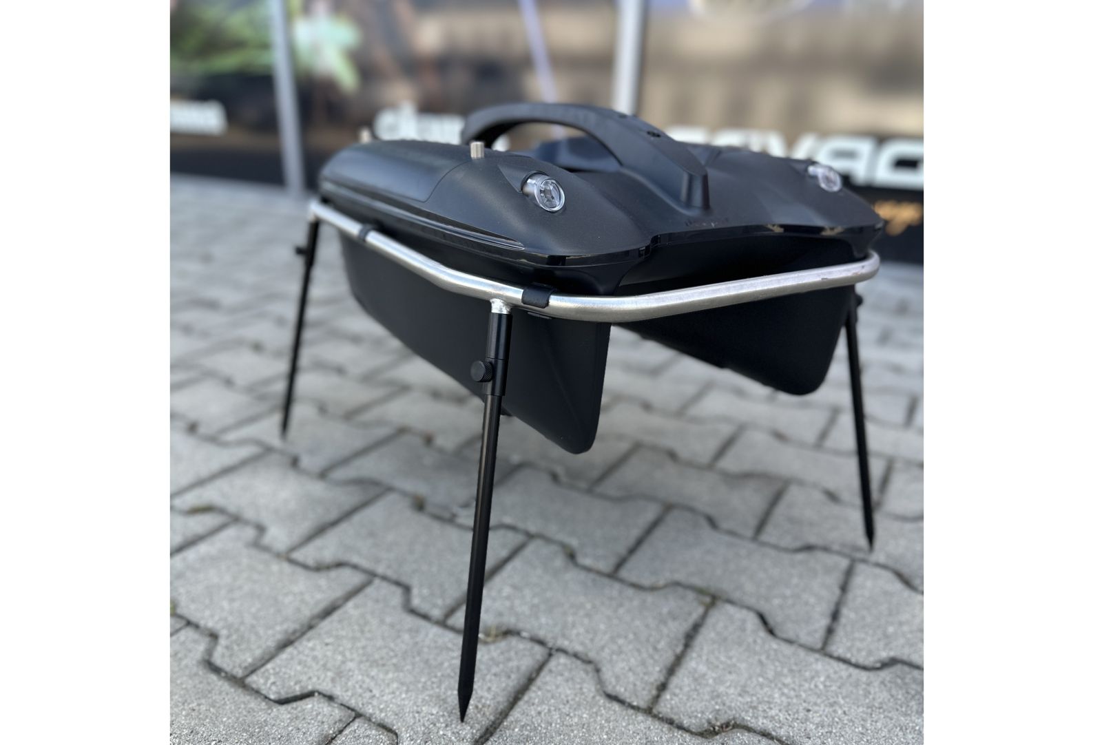 RYBA Stojan Nerezový na zavážaciu loďku Quest